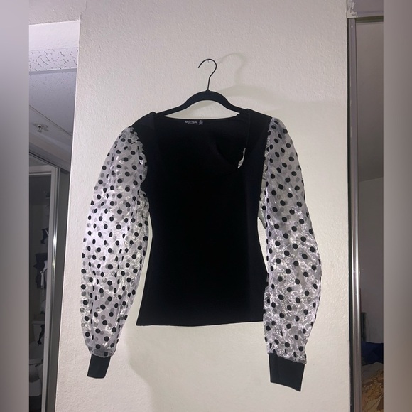 Nasty Gal Spots Going On Organza Balloon
Sleeve Blouse - Picture 5 of 9